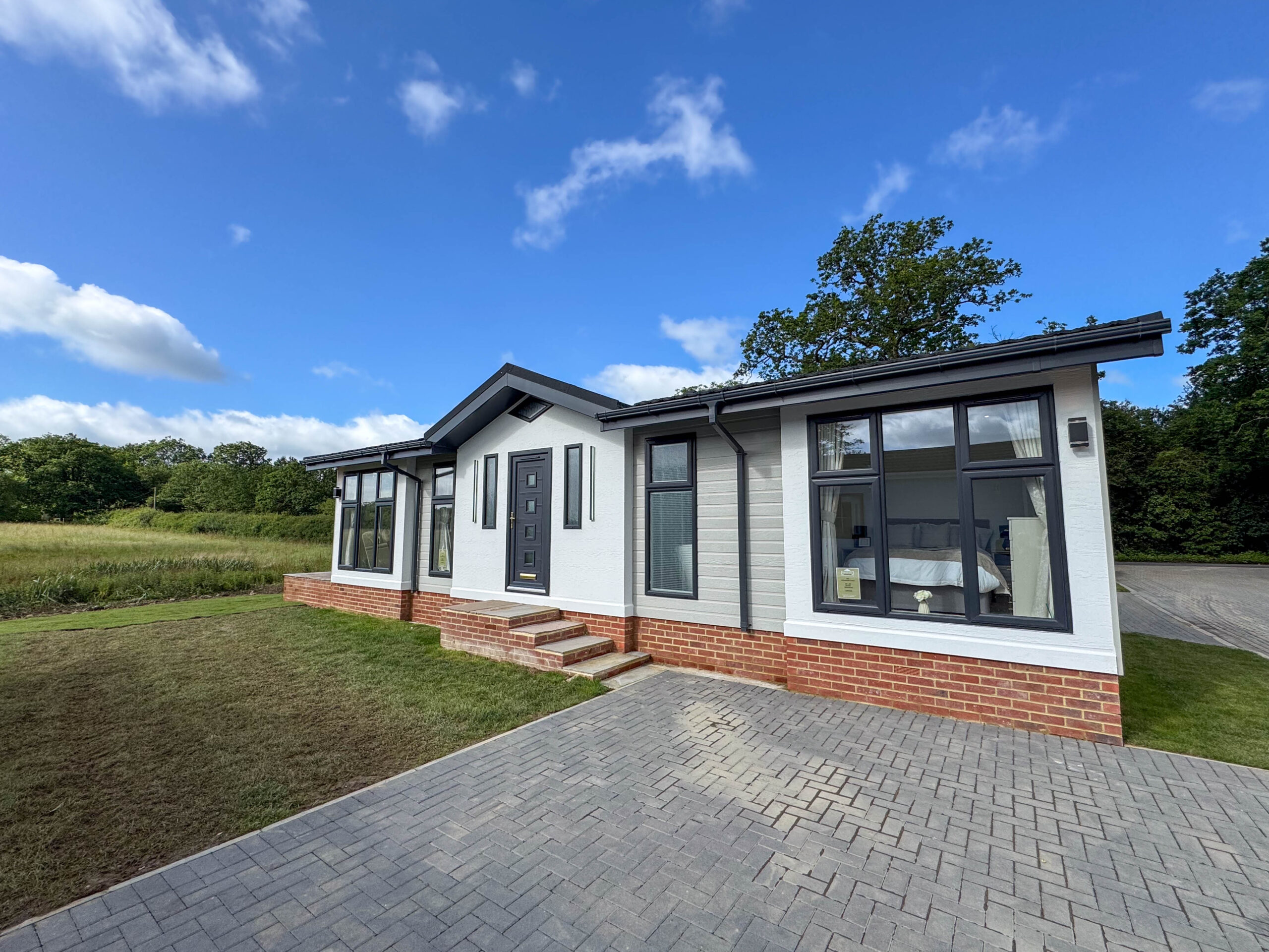 39b St Brelade's Court a 2 bedroom 40'x20' park home